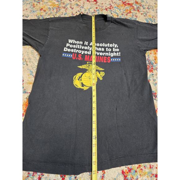 Vintage 90's US Marines Destroyed Overnight Graphic T-Shirt Size S/M Military - Picture 9 of 9